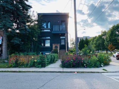 Lovely II Space Share A Room East York Canada Toronto Exterior photo